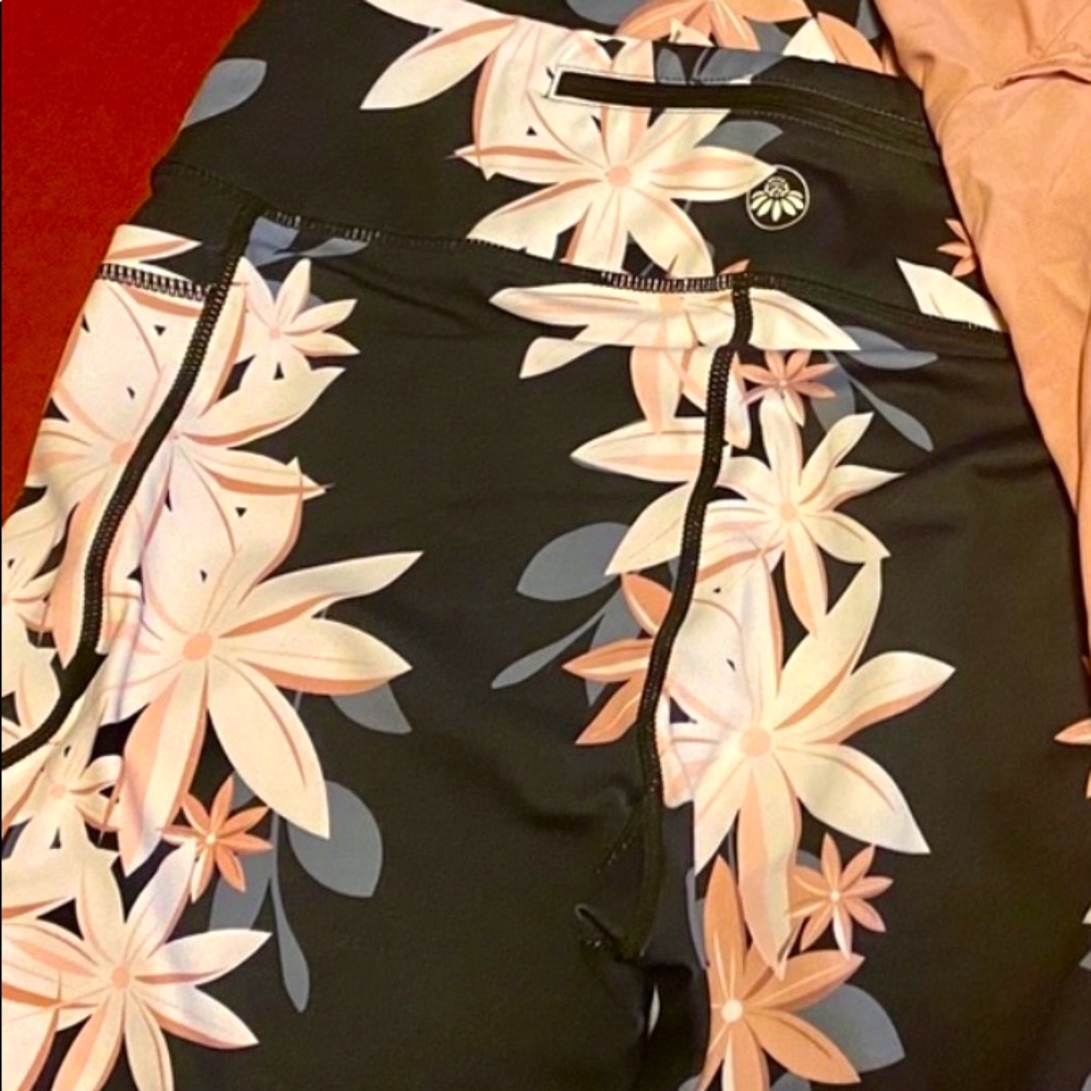Senita Floral Leggings